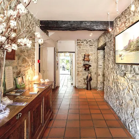 Logis - Restaurant Du Midi 3* ريفيل