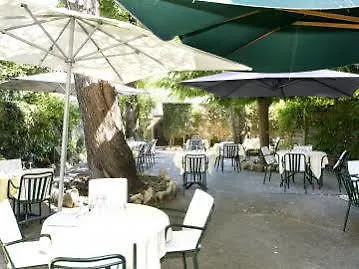 فندق Logis - Restaurant Du Midi ريفيل