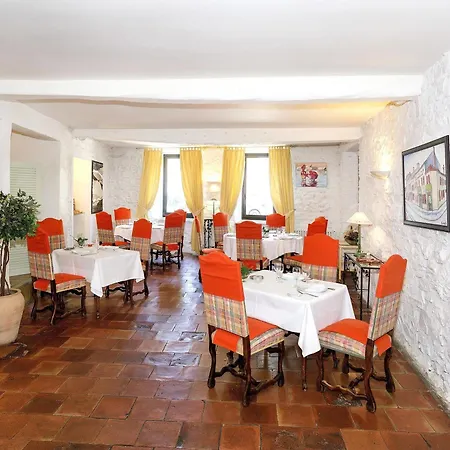 Logis - Restaurant Du Midi فندق ريفيل