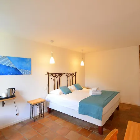 Hotel Logis - Restaurant Du Midi Revel (Haute-Garonne)