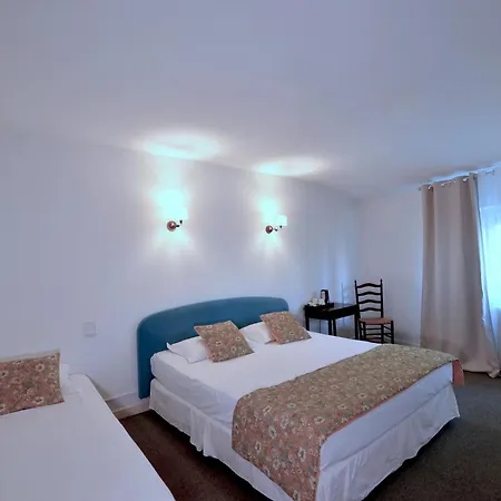 Szálloda Logis - Restaurant Du Midi Revel