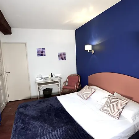 Logis - Restaurant Du Midi Szálloda
