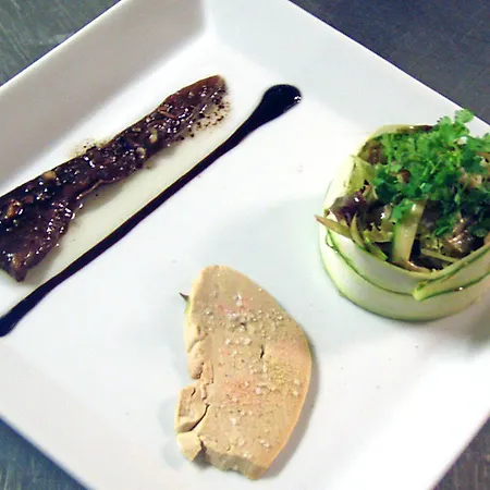 Logis - Restaurant Du Midi Szálloda Revel