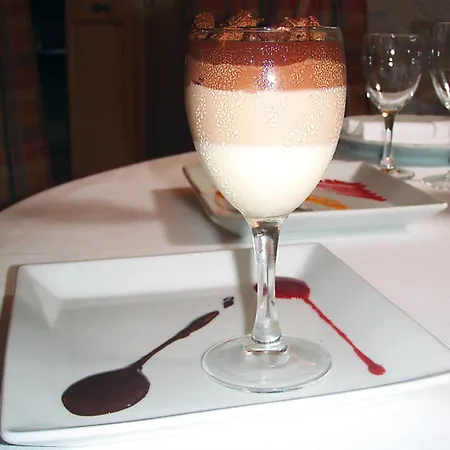 Logis - Restaurant Du Midi 3* Revel