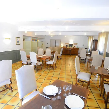 Logis - Restaurant Du Midi Szálloda Revel