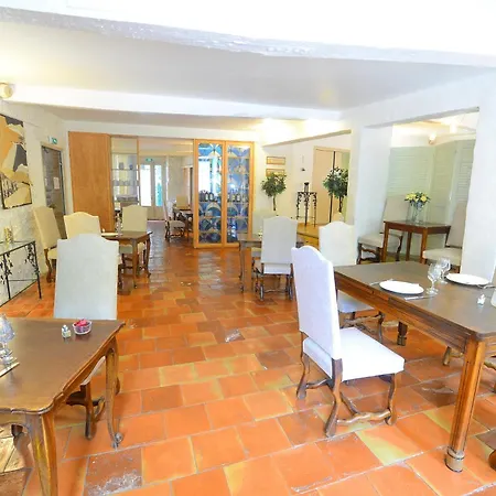 Logis - Restaurant Du Midi Szálloda 3*