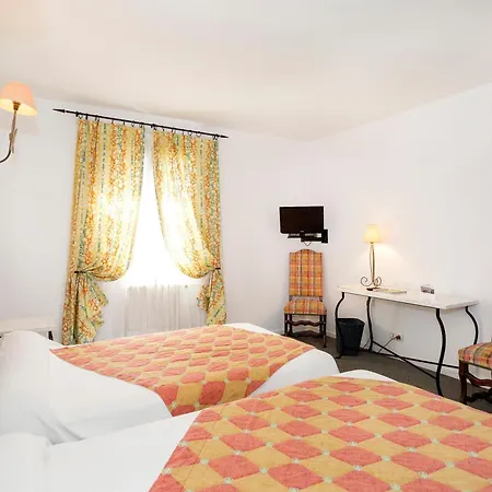 Hotel Logis - Restaurant Du Midi